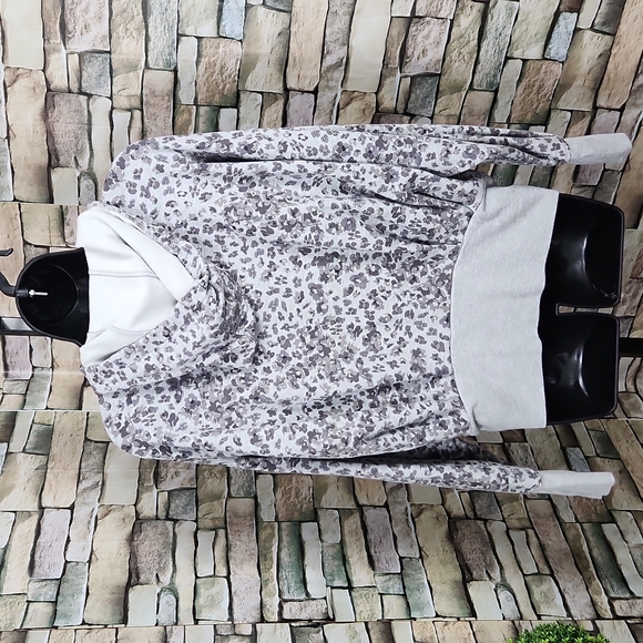 Athleta Tops Athleta Balance Hoodie Poshmark